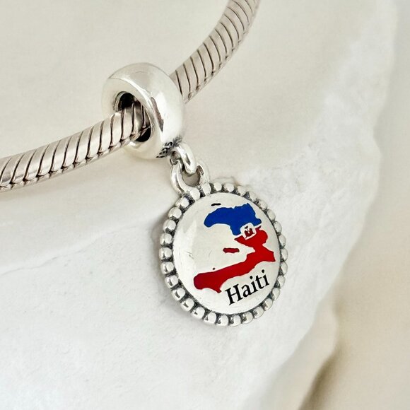 Pandora Haiti Map Dangle S925 Silver Charm - Picture 1 of 4